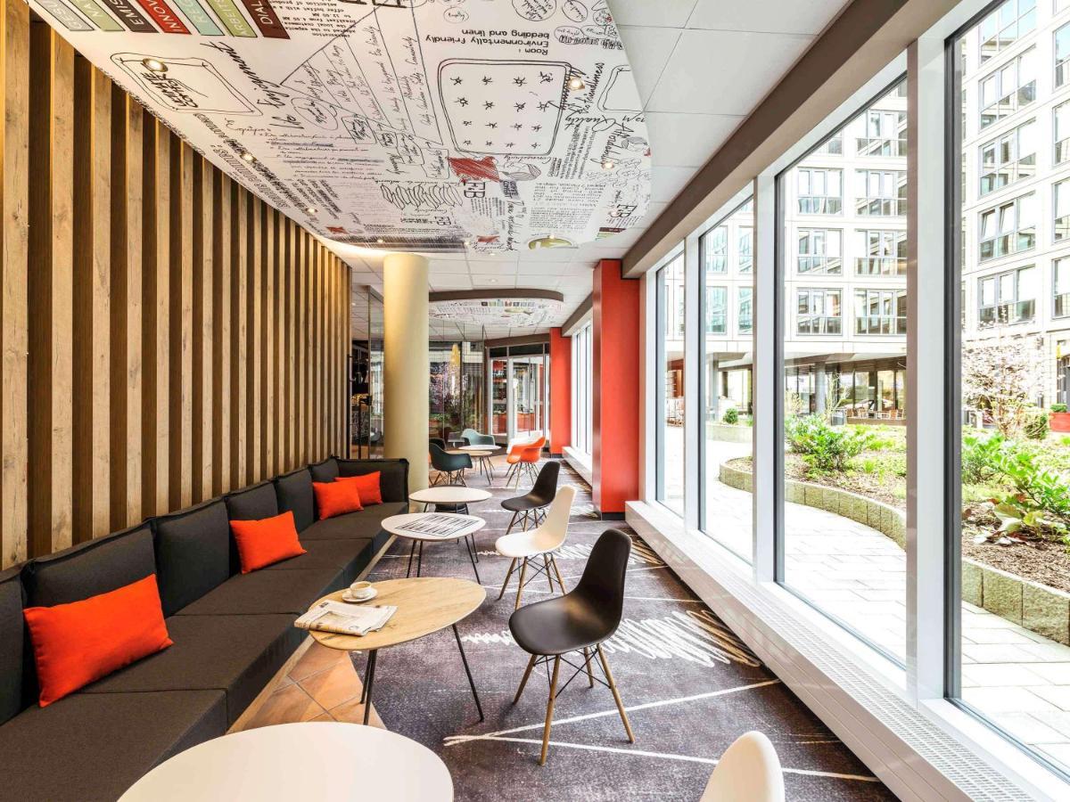 Ibis Muenchen Parkstadt Schwabing Munique Exterior foto