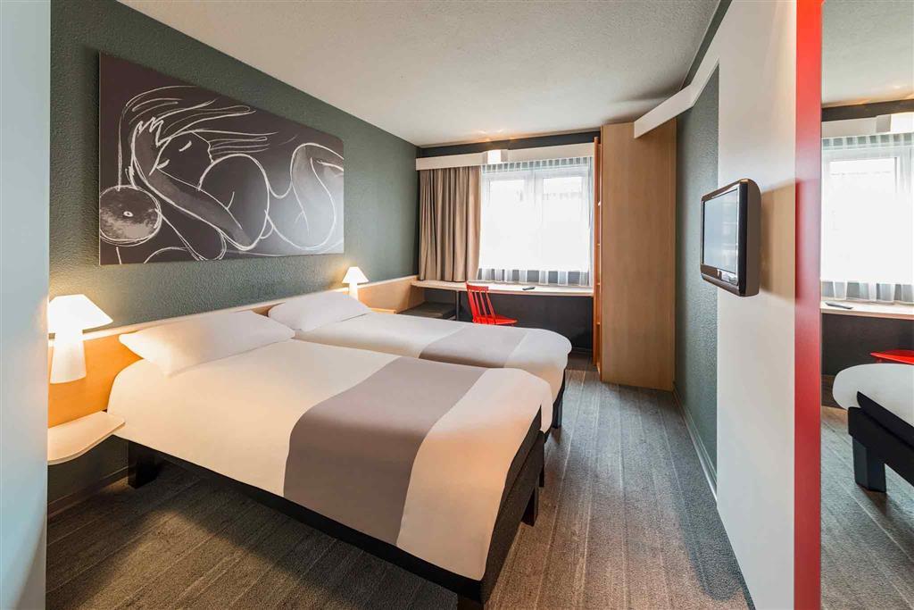 Ibis Muenchen Parkstadt Schwabing Munique Exterior foto